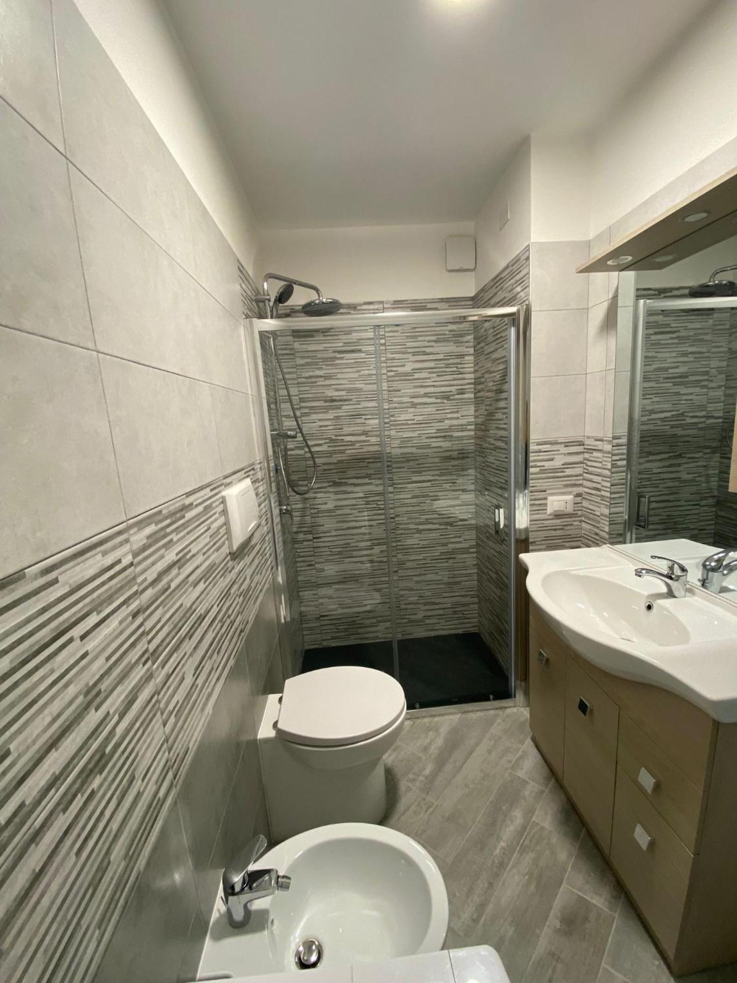 Suite Guesthouse A Pochi Passi Dal Mare Сассари Экстерьер фото